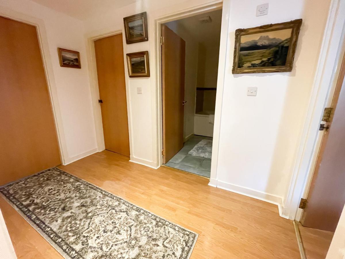 Kelvingrove 2 Bedroom Apartment - Private Parking Glasgow Esterno foto